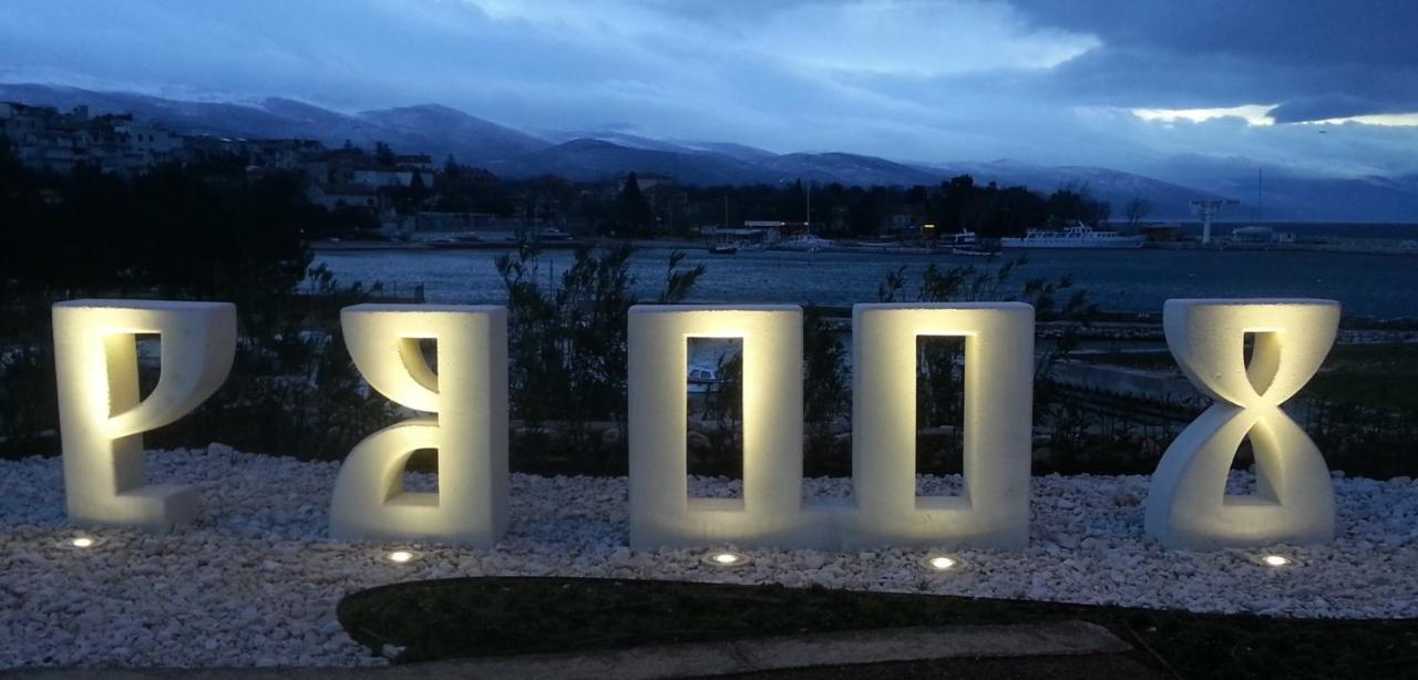 Altstadtvilla Ban'S Novi Vinodolski Esterno foto